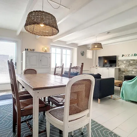 Holiday home Maison Pozadenn *