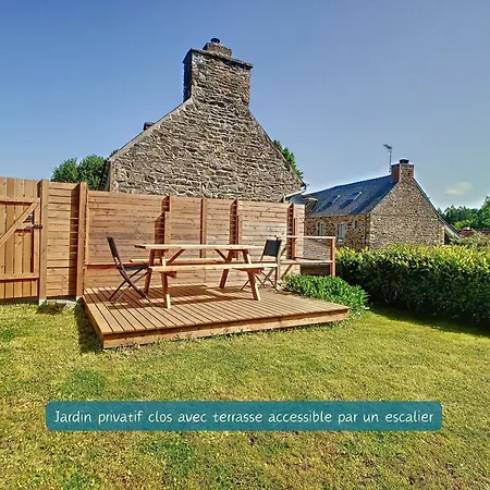Holiday home Maison Pozadenn Hengoat